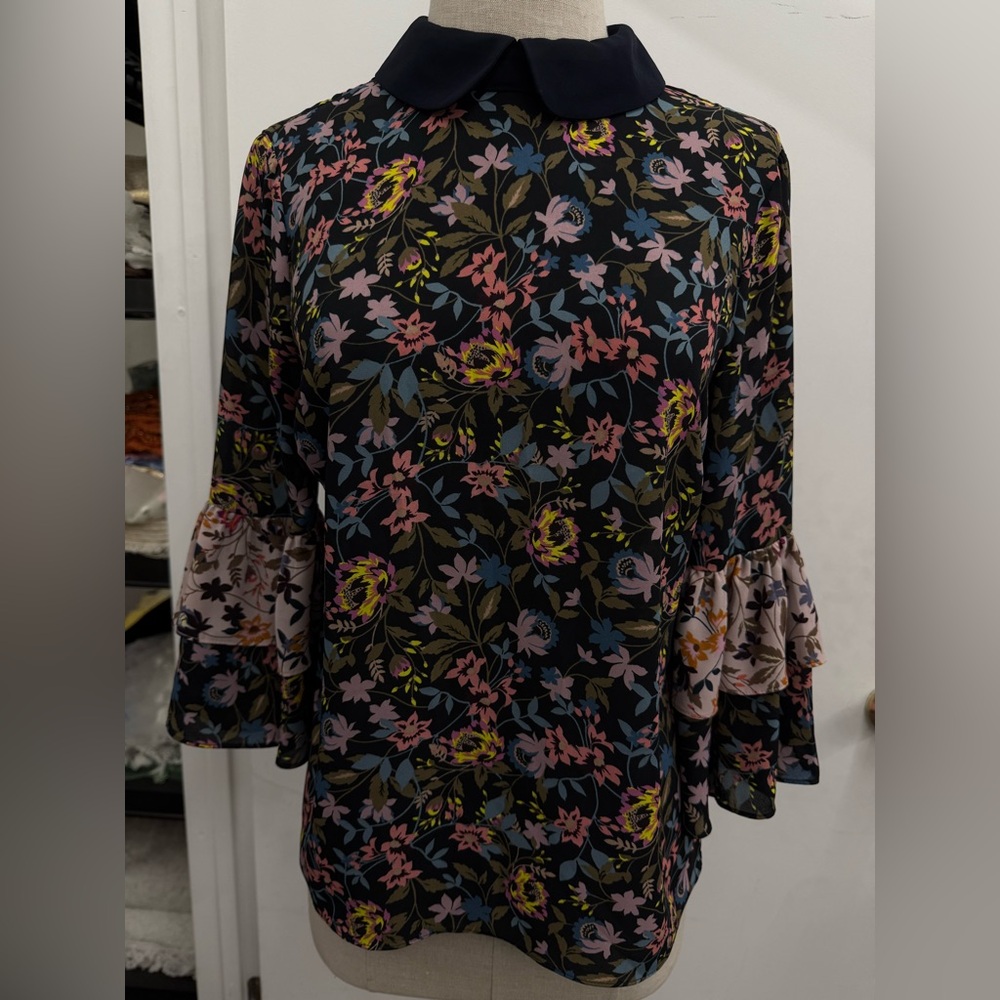 CeCe women’s floral collar top